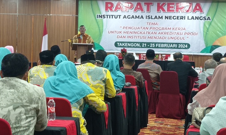 Ketua dan Sekretaris SPI mengikuti Raker di Takengon